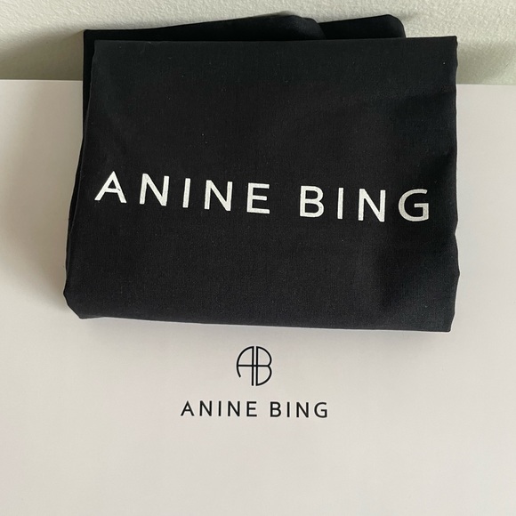 New! Anine Bing Black Duster Bag -size: 17.75” x 17.25" - Picture 4 of 6